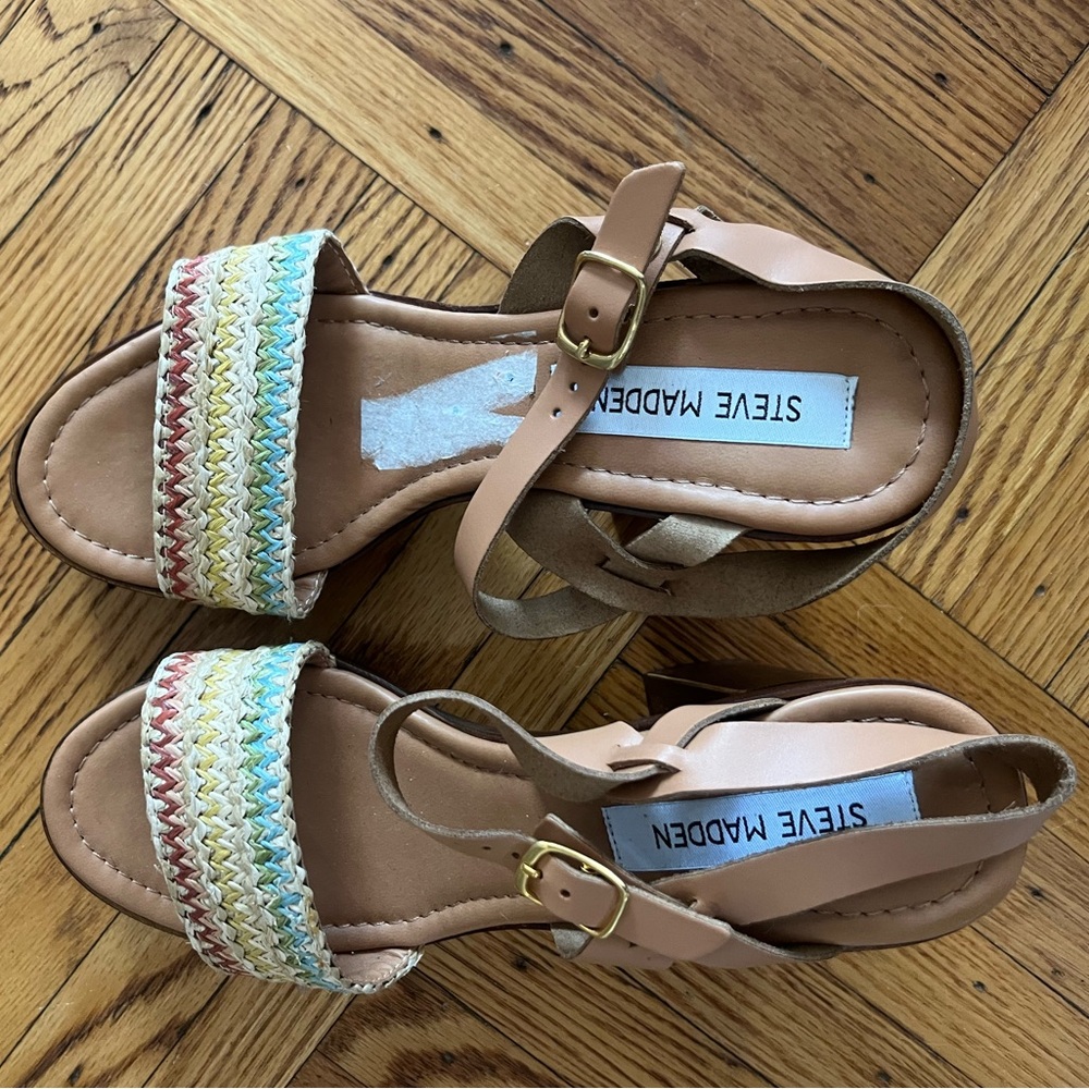 Steve Madden - Multi-Color Heels - Sz 7.5 (NWOT)
